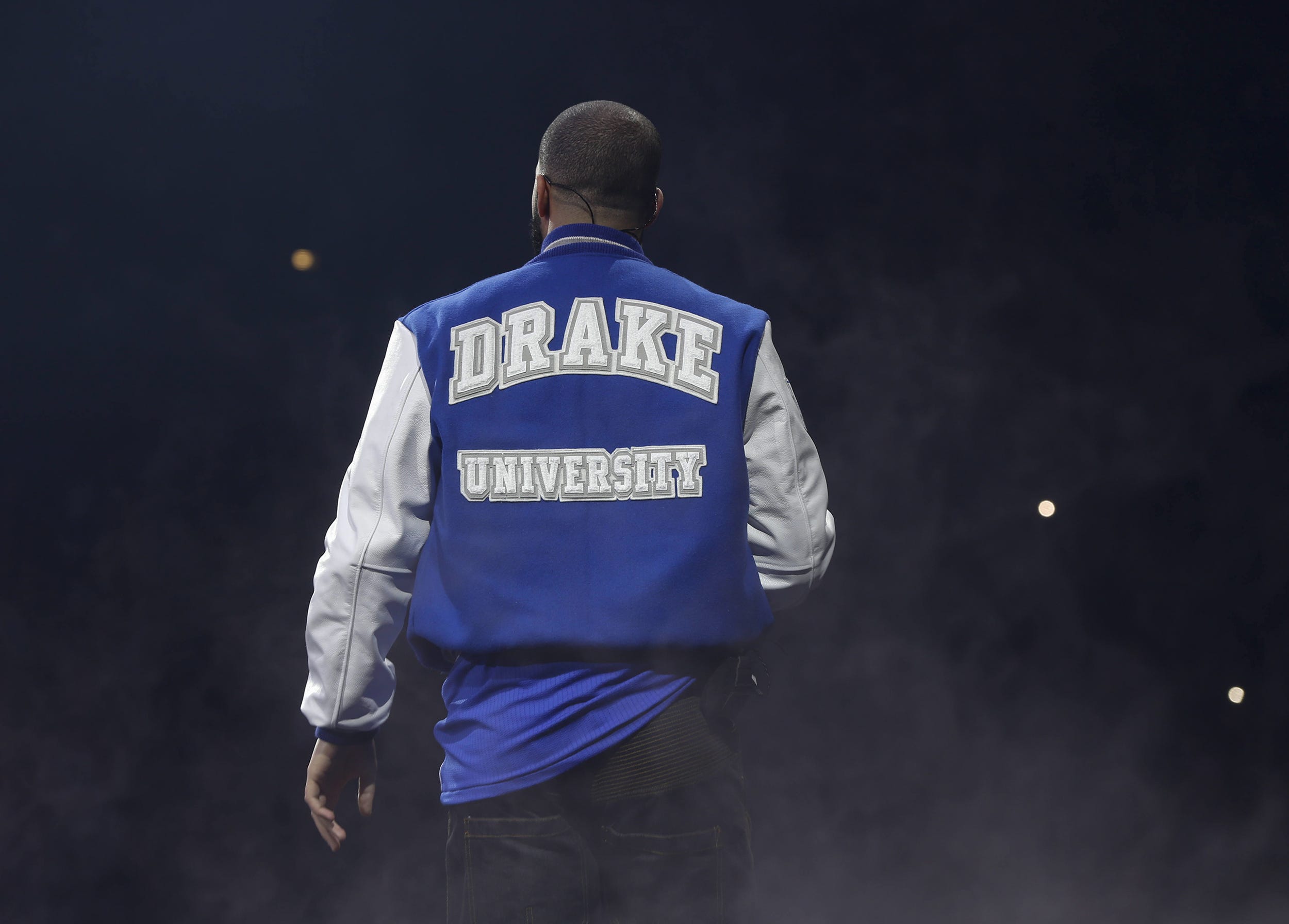 drake university hoodie